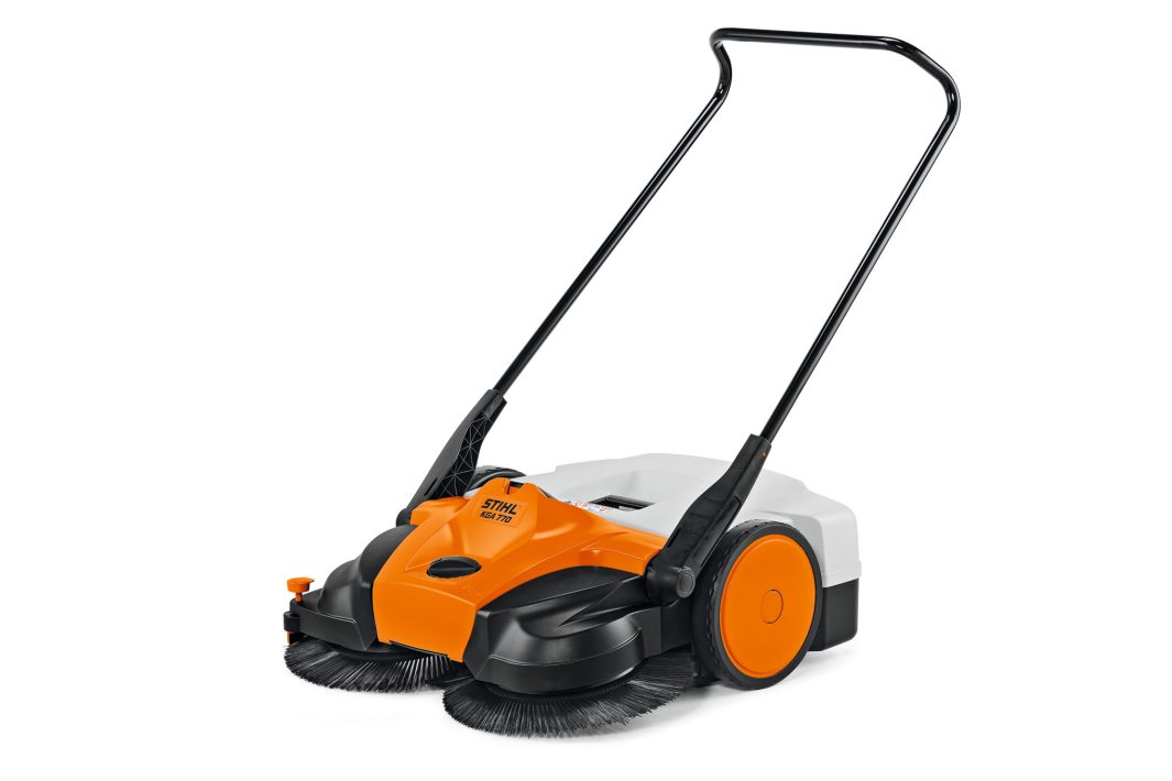 STIHL KGA 770 seprőgép akkumulátor és töltő nélkül