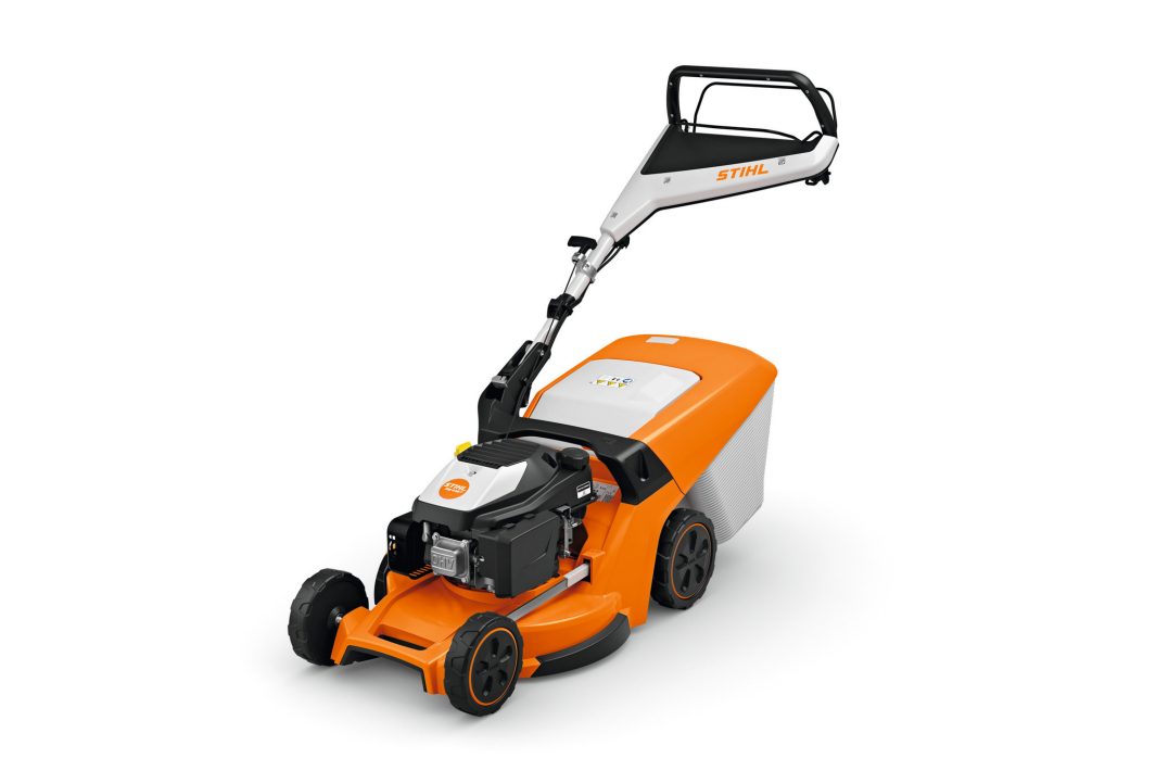 STIHL RM 448 T benzinmotoros fűnyíró